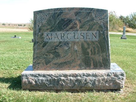 MARCUSEN, FAMILY MONUMENT - Audubon County, Iowa | FAMILY MONUMENT MARCUSEN 