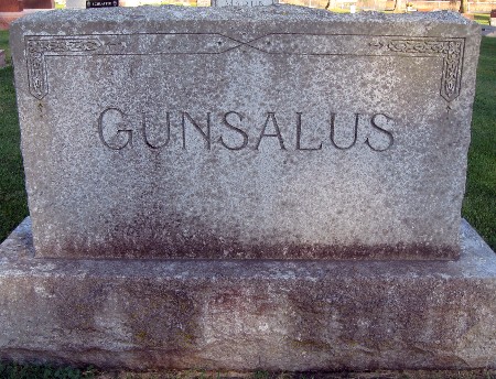 GUNSALUS FAMILY, EDWARD & NORA - Bremer County, Iowa | EDWARD & NORA GUNSALUS FAMILY 