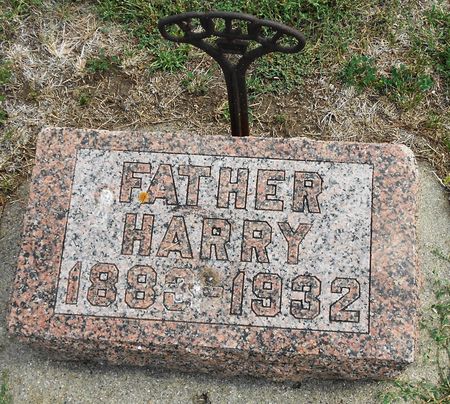 MOULDS, HARRY - Calhoun County, Iowa | HARRY MOULDS 