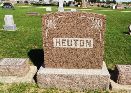 HEUTON, FAMILY MONUMENT - Carroll County, Iowa | FAMILY MONUMENT HEUTON 