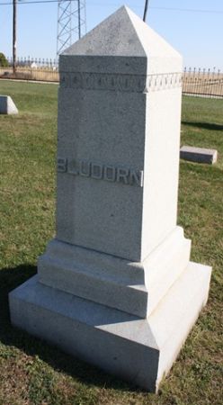 BLUDORN, FAMILY MONUMENT - Cedar County, Iowa | FAMILY MONUMENT BLUDORN 