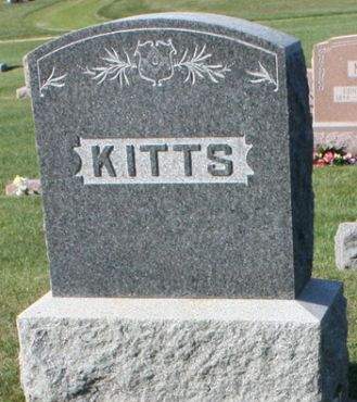 KITTS, FAMILY MONUMENT - Cedar County, Iowa | FAMILY MONUMENT KITTS 