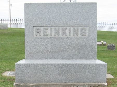 REINKING, FAMILY MONUMENT - Cedar County, Iowa | FAMILY MONUMENT REINKING 