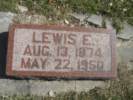 MILLS, LEWIS E. - Clay County, Iowa | LEWIS E. MILLS 
