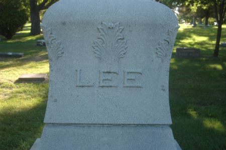 LEE, FAMILY MONUMENT - Clinton County, Iowa | FAMILY MONUMENT LEE 