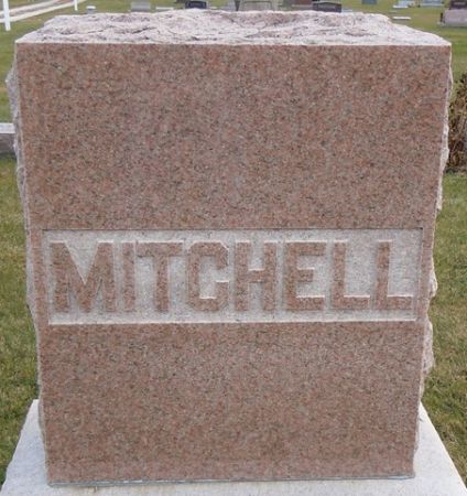 MITCHELL, FAMILY MONUMENT - Dallas County, Iowa | FAMILY MONUMENT MITCHELL 