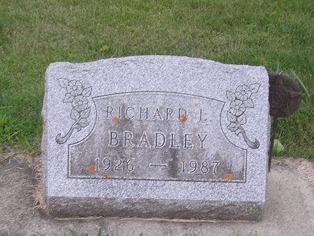 BRADLEY, RICHARD L. - Delaware County, Iowa | RICHARD L. BRADLEY 