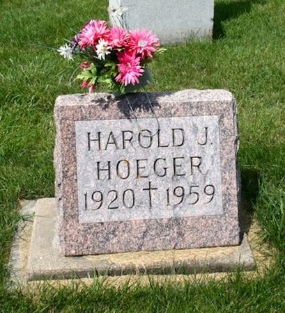 HOEGER, HAROLD J. - Dubuque County, Iowa | HAROLD J. HOEGER 