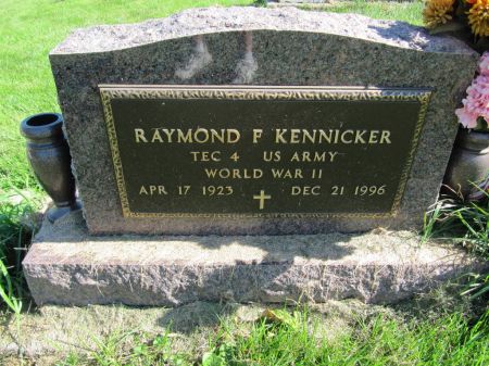 KENNICKER, TEC4 RAYMOND F. - Dubuque County, Iowa | TEC4 RAYMOND F. KENNICKER 