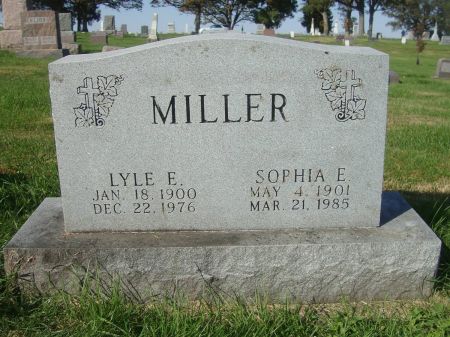 MILLER, LYLE E. - Dubuque County, Iowa | LYLE E. MILLER 