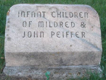 PEIFFER, INFANT CHILDREN - Dubuque County, Iowa | INFANT CHILDREN PEIFFER 