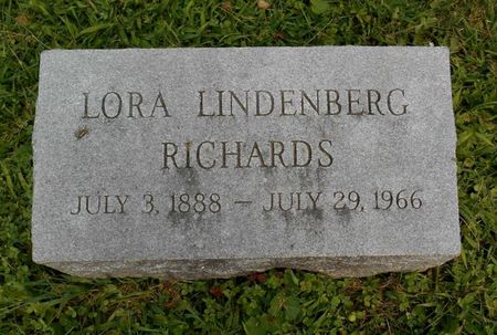 LINDENBERG RICHARDS, LORA - Dubuque County, Iowa | LORA LINDENBERG RICHARDS 