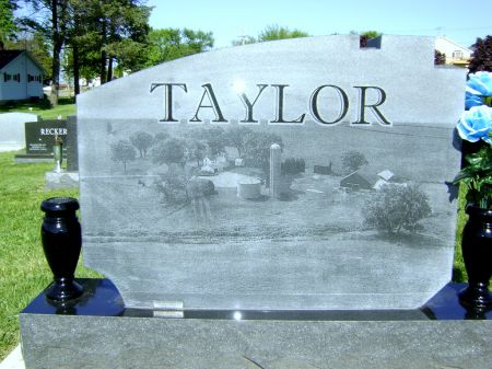 TAYLOR, FAMILY MONUMENT - Dubuque County, Iowa | FAMILY MONUMENT TAYLOR 