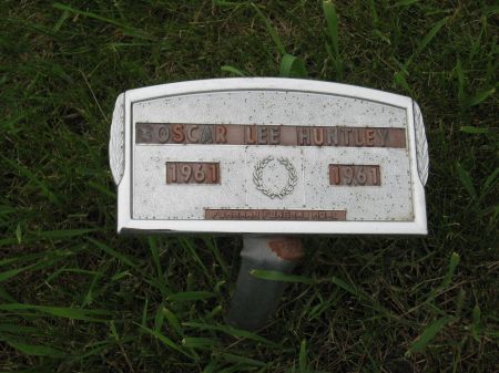 HUNTLEY, OSCAR LEE - Emmet County, Iowa | OSCAR LEE HUNTLEY 
