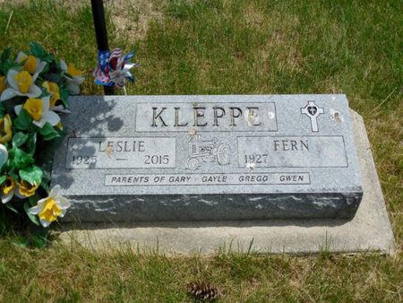 KLEPPE, LESLIE - Fayette County, Iowa | LESLIE KLEPPE 