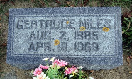 NILES, GERTRUDE - Fayette County, Iowa | GERTRUDE NILES 