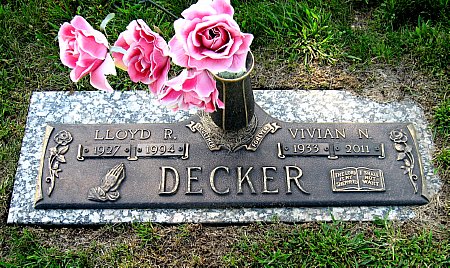 DECKER, LLOYD R. - Floyd County, Iowa | LLOYD R. DECKER 