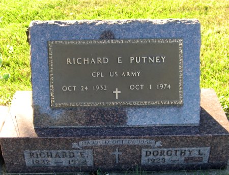 PUTNEY, RICHARD E. (MIL.) - Floyd County, Iowa | RICHARD E. (MIL.) PUTNEY 