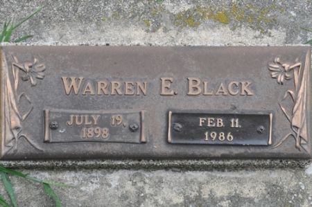 BLACK, WARREN E. - Grundy County, Iowa | WARREN E. BLACK 