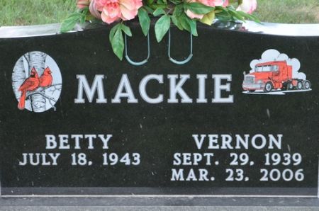 MACKIE, VERNON - Grundy County, Iowa | VERNON MACKIE 