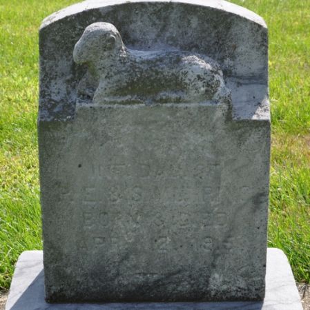 MUHRING, INFANT DAUGHTER OF P. E. & S. - Grundy County, Iowa | INFANT DAUGHTER OF P. E. & S. MUHRING 