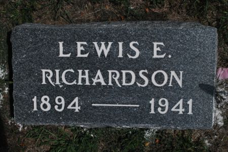 RICHARDSON, LEWIS E. - Hamilton County, Iowa | LEWIS E. RICHARDSON 