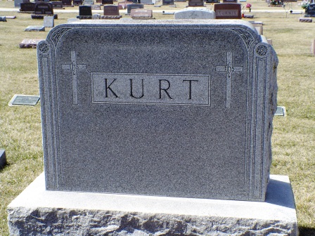 KURT, FAMILY HEADSTONE - Jones County, Iowa | FAMILY HEADSTONE KURT 