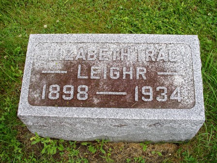 TRACY LEIGHR, ELIZABETH - Jones County, Iowa | ELIZABETH TRACY LEIGHR 