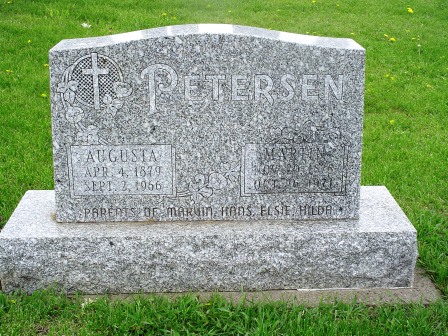PETERSEN, FAMILY HEADSTONE - Jones County, Iowa | FAMILY HEADSTONE PETERSEN 