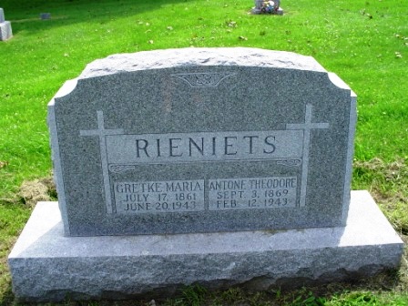 RIENIETS, GRETKA MARIA - Jones County, Iowa | GRETKA MARIA RIENIETS 