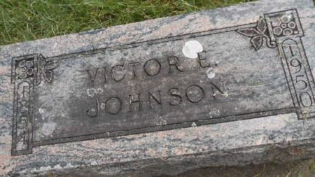 JOHNSON, VICTOR E. - Linn County, Iowa | VICTOR E. JOHNSON 
