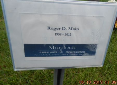 MAIN, ROGER D. - Linn County, Iowa | ROGER D. MAIN 