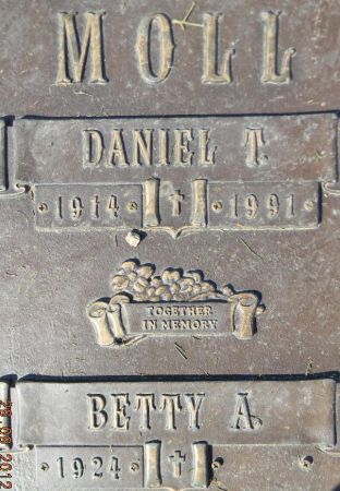 MOLL, DANIEL T. - Linn County, Iowa | DANIEL T. MOLL 