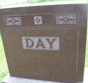 DAY, FAMILY MONUMENT - Muscatine County, Iowa | FAMILY MONUMENT DAY 