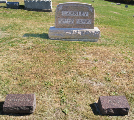 LAMBLEY, RAY THOMAS, FAMILY PLOT OF - Taylor County, Iowa | RAY THOMAS, FAMILY PLOT OF LAMBLEY 