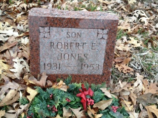 JONES, ROBERT E. - Wapello County, Iowa | ROBERT E. JONES 