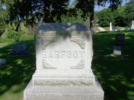 BARFOOT, FATHER FAMILY STONE - Winneshiek County, Iowa | FATHER FAMILY STONE BARFOOT 
