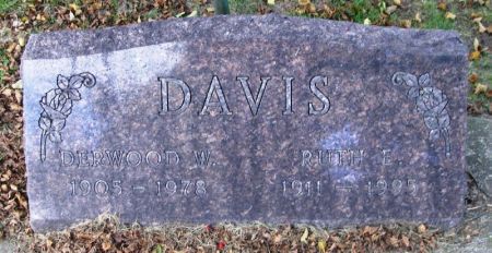 DAVIS, DERWOOD W. - Winneshiek County, Iowa | DERWOOD W. DAVIS 