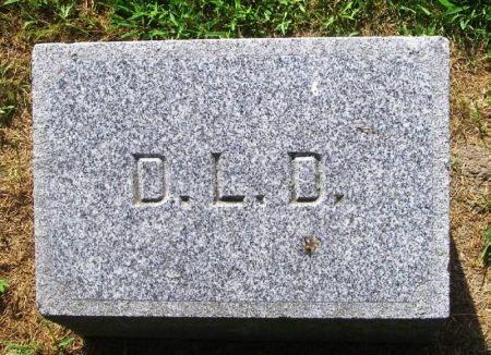 DENNIS, D. L. - Winneshiek County, Iowa | D. L. DENNIS 