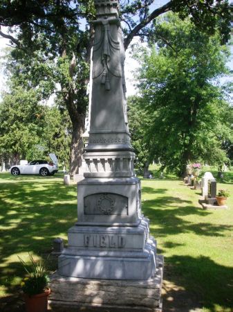 FIELD, S. W. FAMILY STONE - Winneshiek County, Iowa | S. W. FAMILY STONE FIELD 