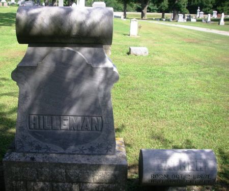 HILLEMAN, FATHER FAMILY STONE - Winneshiek County, Iowa | FATHER FAMILY STONE HILLEMAN 