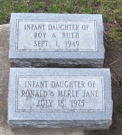 HILLIARD, INFANT (ROY & RUTH) - Winneshiek County, Iowa | INFANT (ROY & RUTH) HILLIARD 