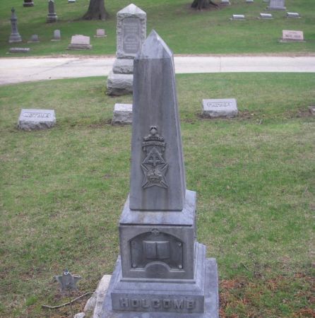 HOLCOMB, ELIZABETH FAMILY STONE - Winneshiek County, Iowa | ELIZABETH FAMILY STONE HOLCOMB 