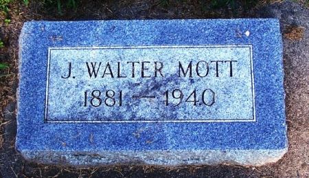 MOTT, J. WALTER - Winneshiek County, Iowa | J. WALTER MOTT 