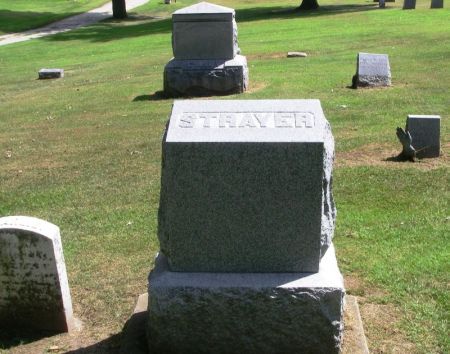 STRAYER, GEORGE FAMILY STONE - Winneshiek County, Iowa | GEORGE FAMILY STONE STRAYER 