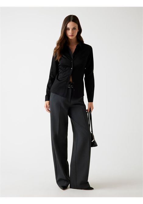 Camicia classica a taglio slim GUESS | Camicie | W2YH41 WAF10JBLK