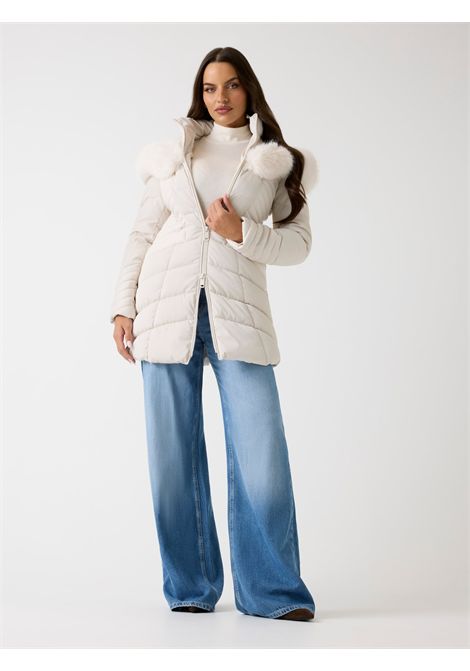 Piumino con cappuccio in pelliccia sintetica GUESS | Giubbini | W4BL61 WGLZ0G9L9
