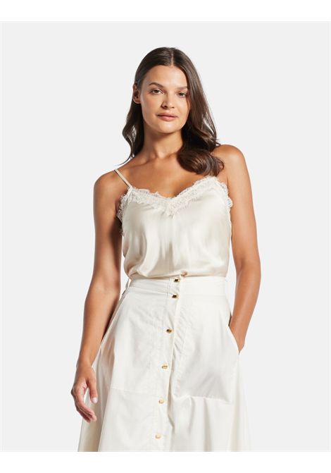  GUESS | Top | W5YH65 WHEZ2G1F7