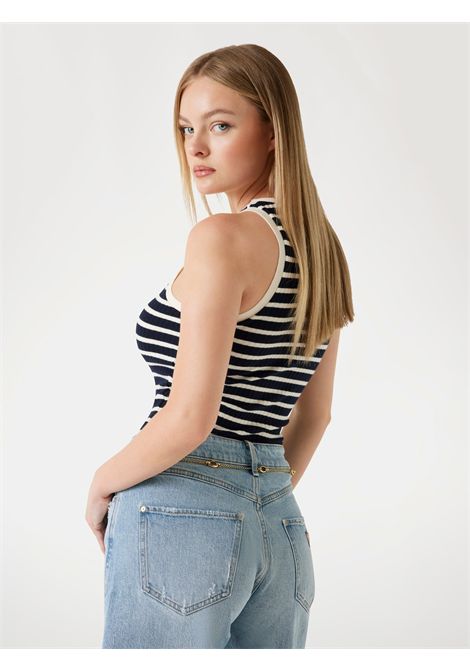  GUESS | Top | W5YP47 KCZ82S9H9