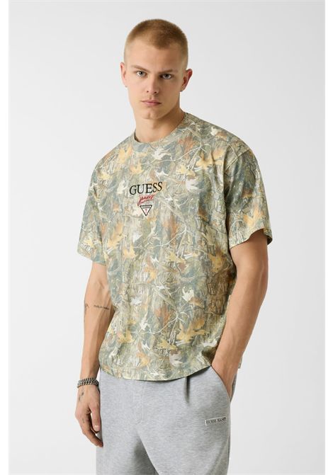 T-shirt con logo stampato camo GUESS JEANS | T-shirt | M6YI27 K4117FMEM